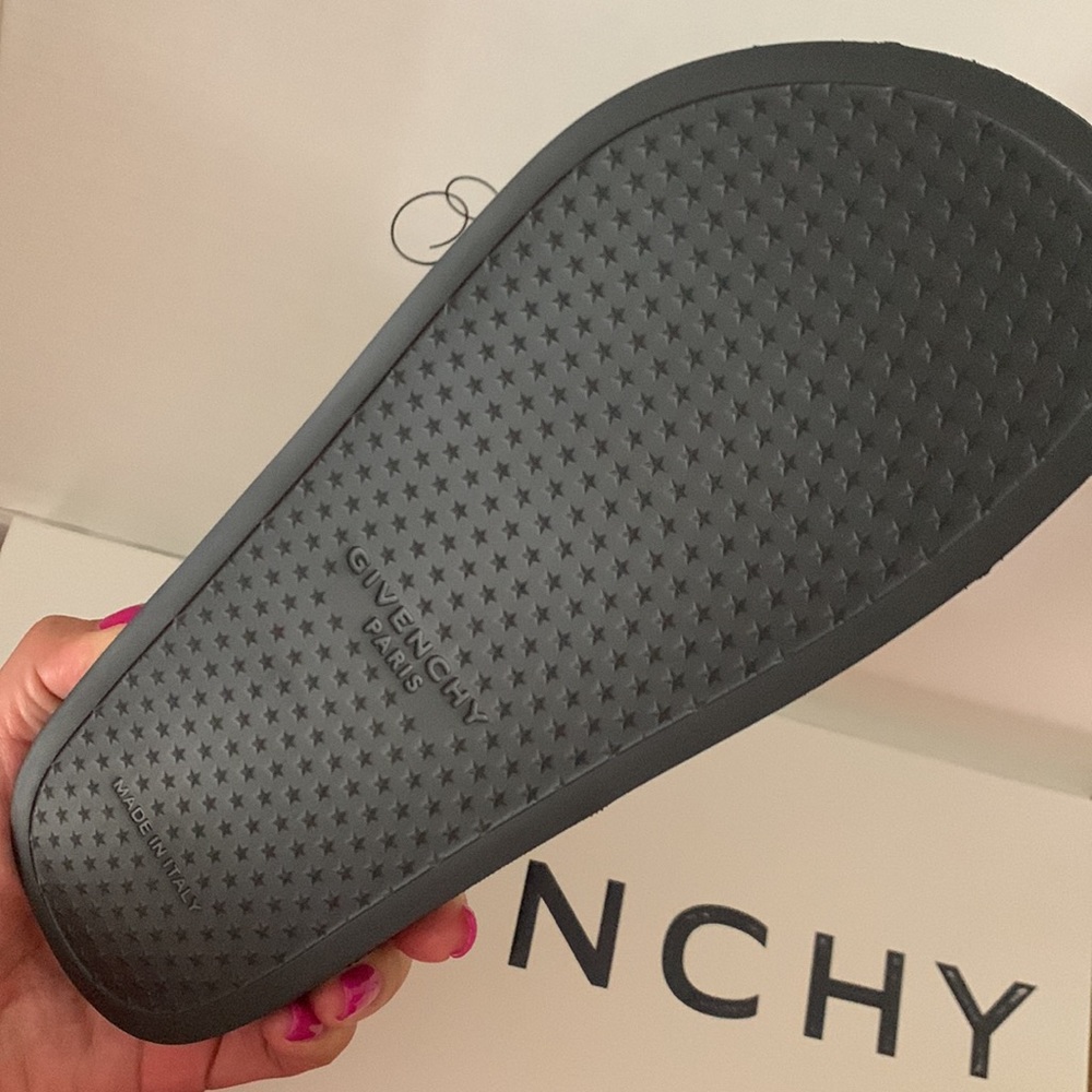 Givenchy Slides - Picture 2 of 5
